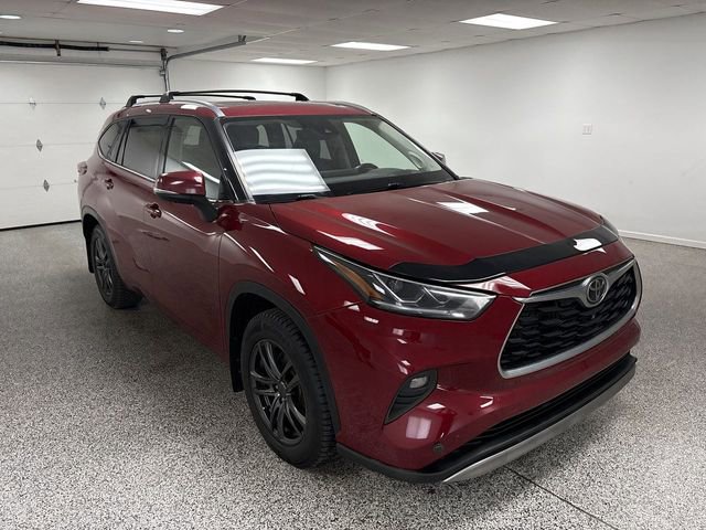 Used 2021 Toyota Highlander Platinum image 64