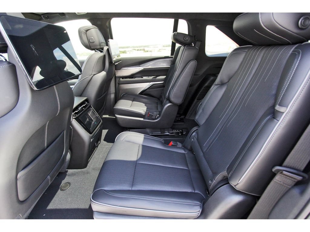 New 2026 Cadillac Escalade IQ Sport 2 w/ LPO, ONYX Package AWD/4WD image 7