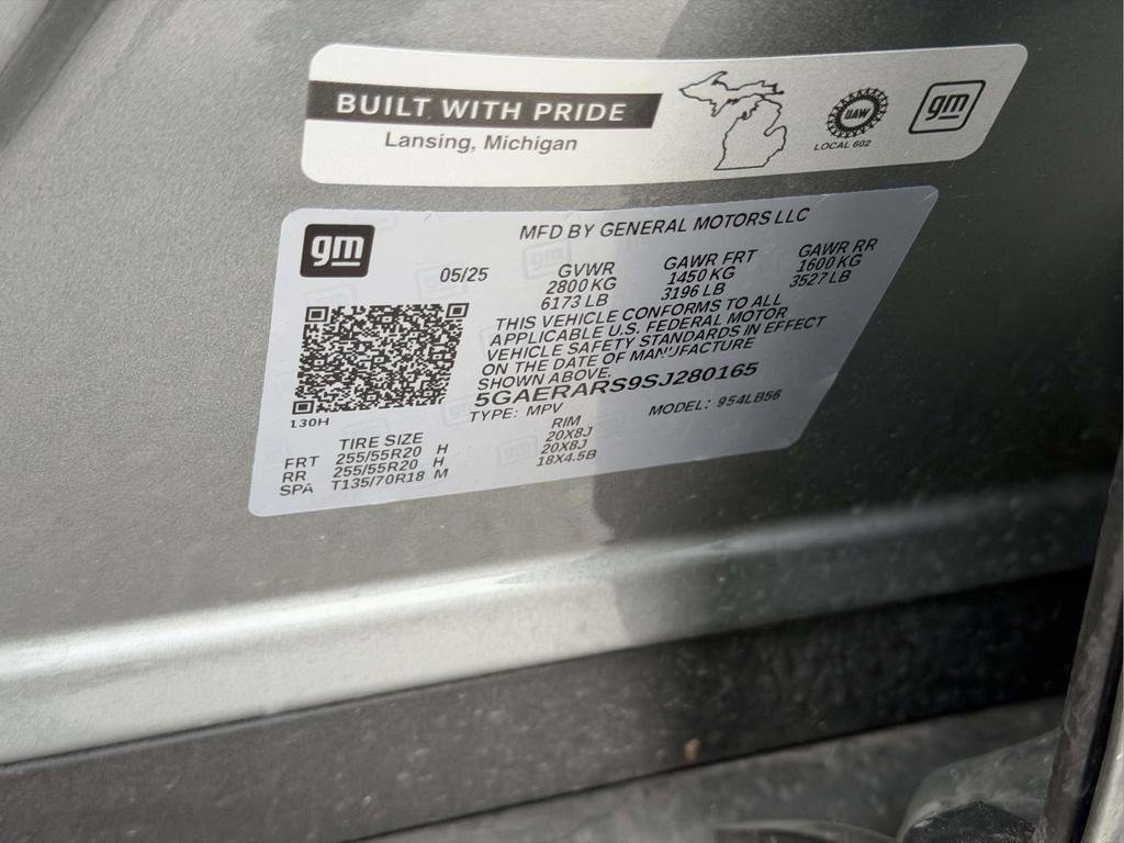 Used 2025 Buick Enclave Preferred FWD image 27