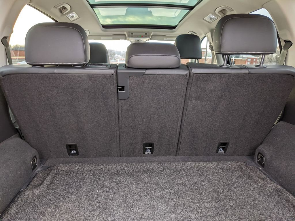 Used 2023 Volkswagen Tiguan SE image 27