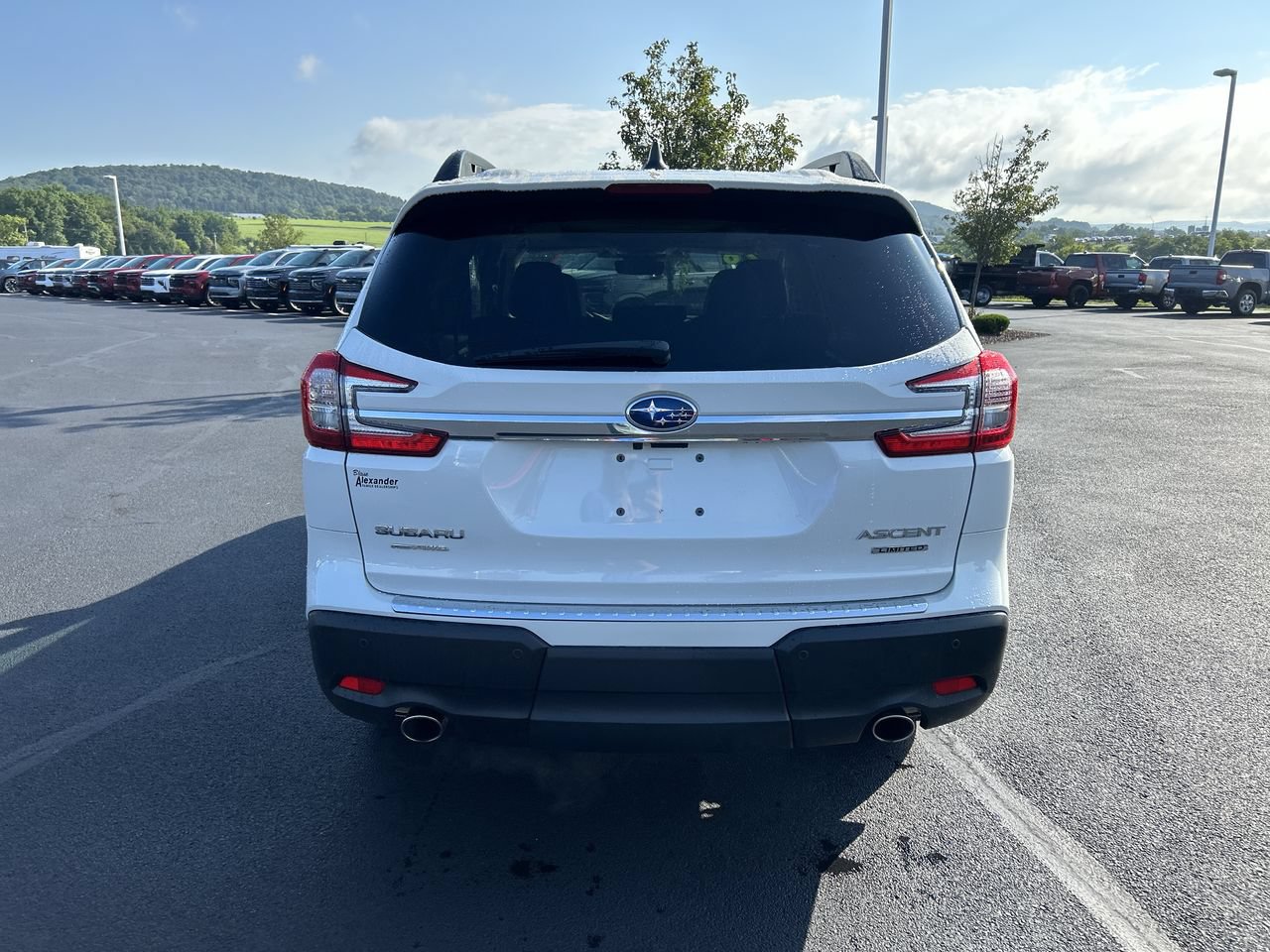 Used 2026 Subaru Outback Limited AWD/4WD image 6