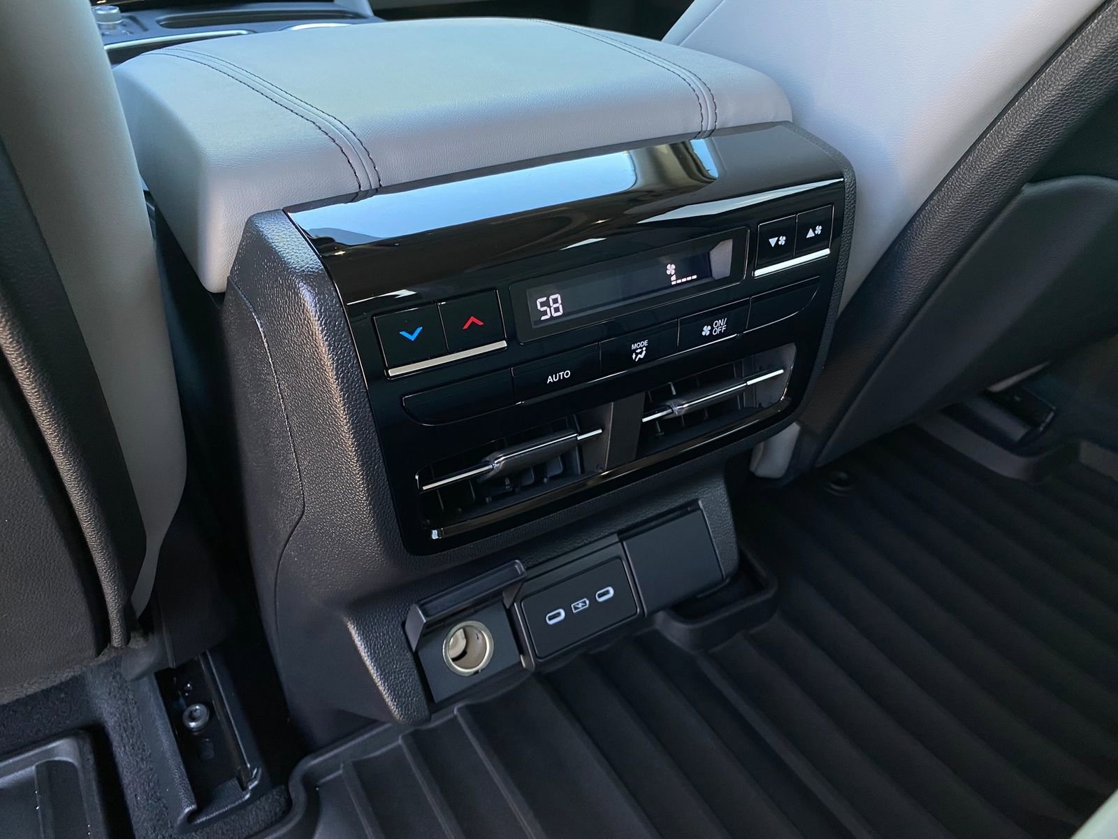 Used 2026 Acura MDX w/ Technology Package image 28