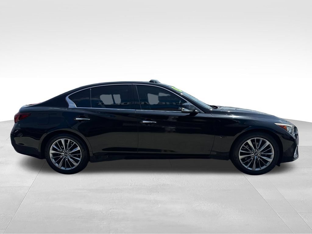 Used 2018 INFINITI Q50 Luxe RWD image 14