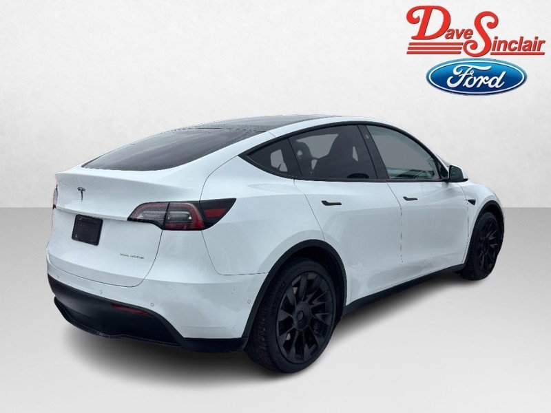 Used 2021 Tesla Model Y Long Range AWD/4WD image 7