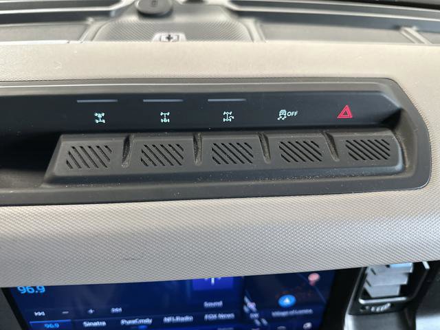 Used 2022 Ford Bronco Wildtrak image 27