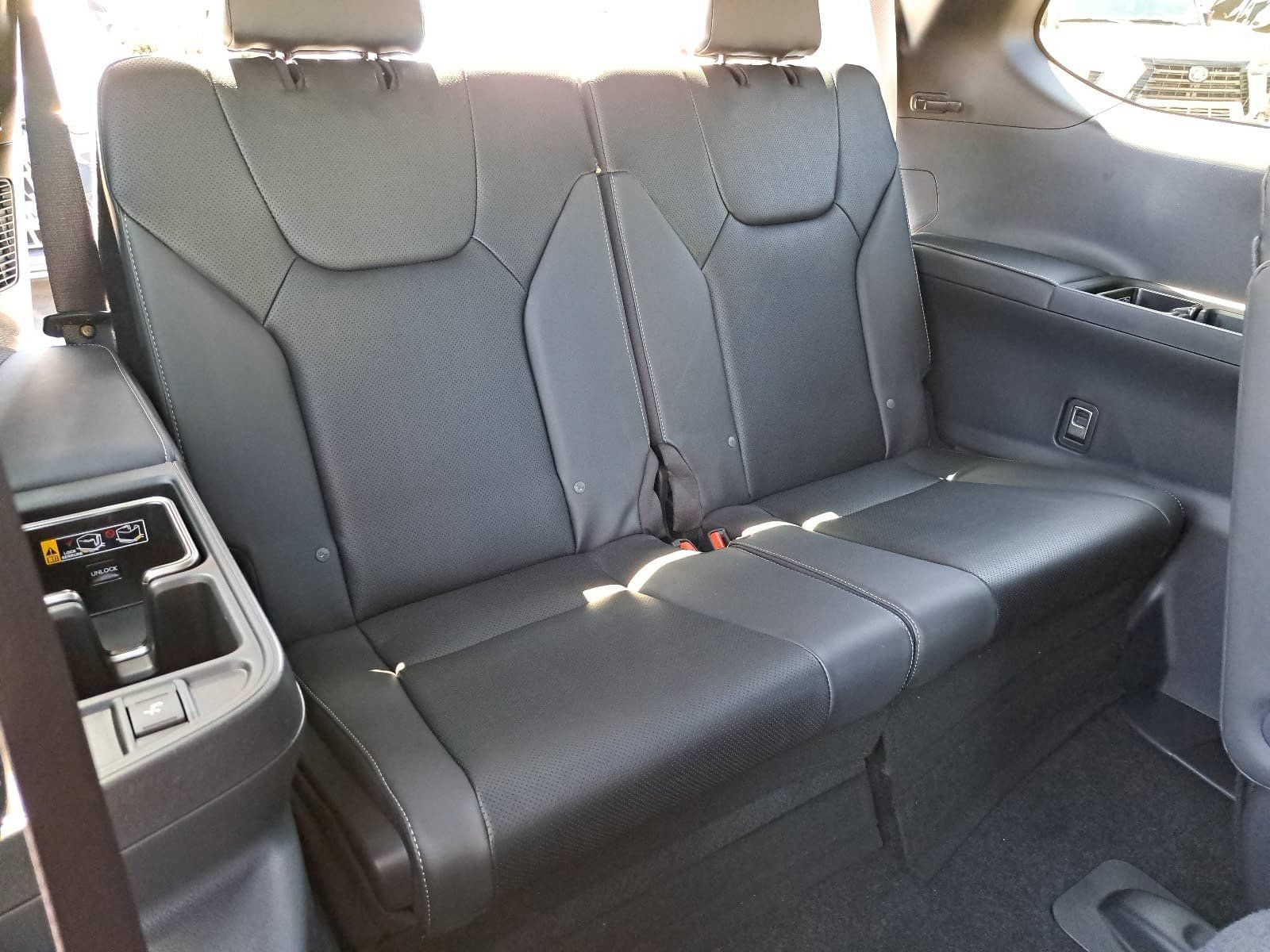 Used 2026 Lexus TX 500h AWD w/ Technology Package image 12