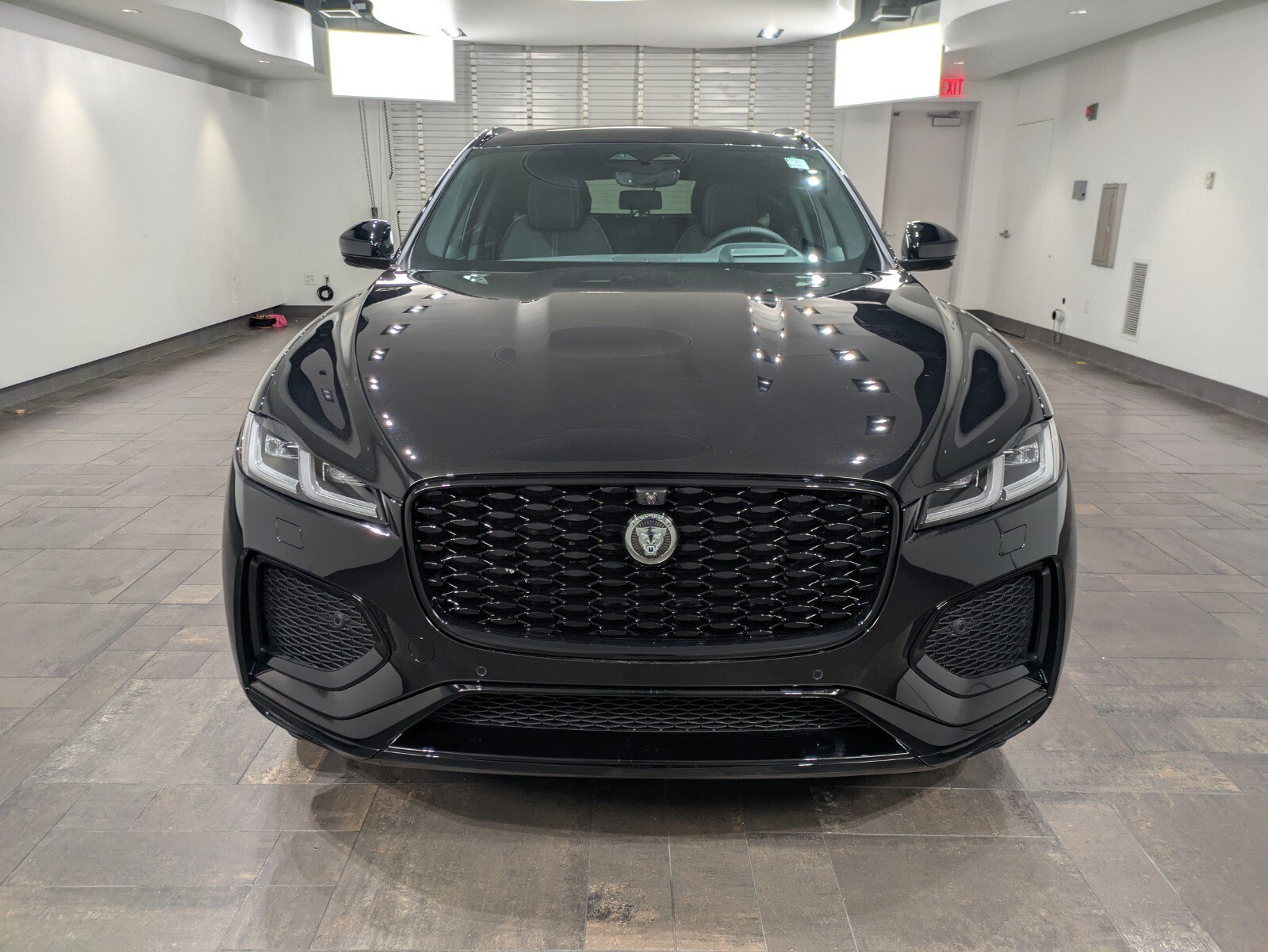 New 2026 Jaguar F-PACE R-Dynamic S AWD/4WD image 2