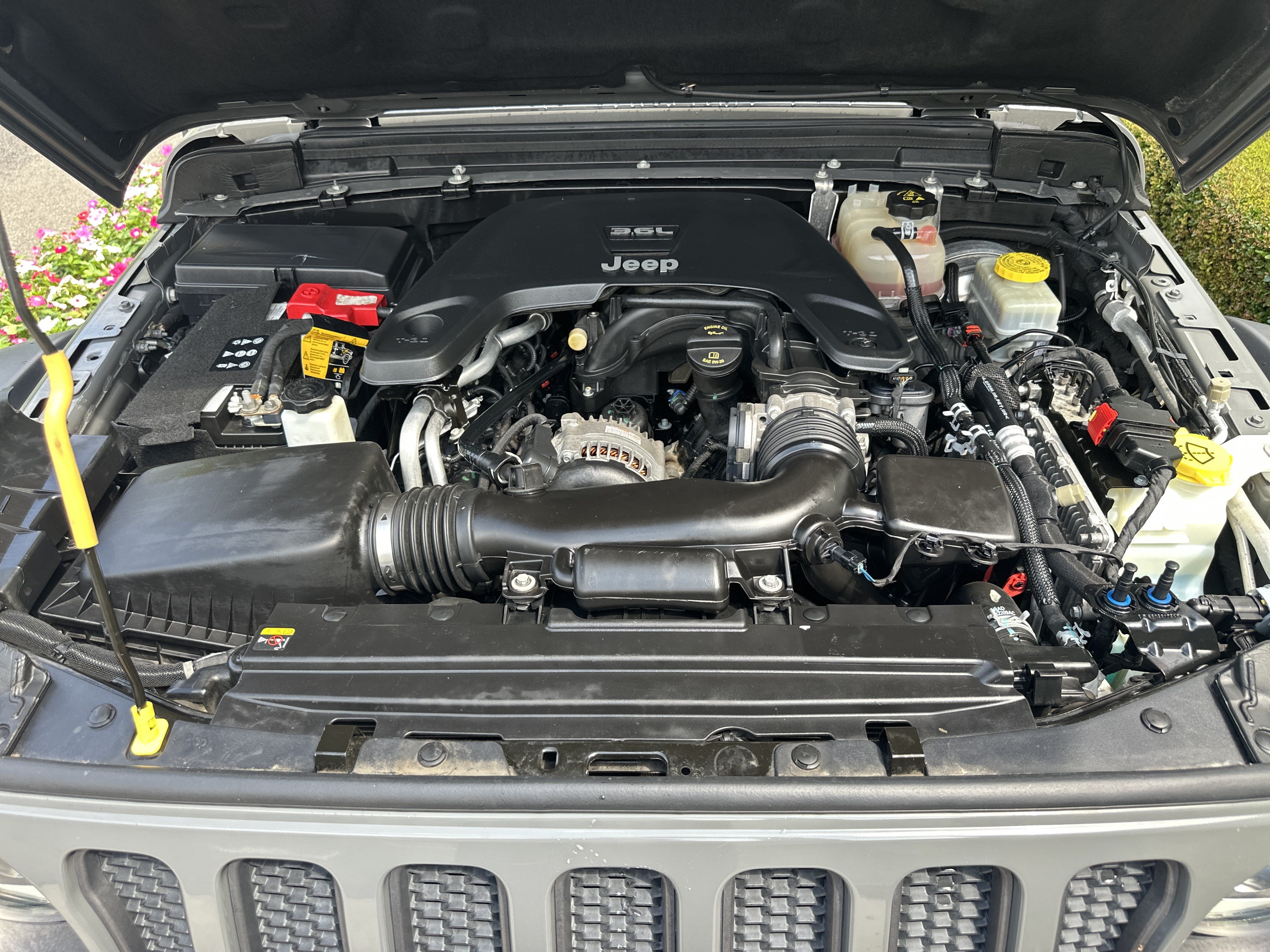 Used 2021 Jeep Wrangler Unlimited Rubicon AWD/4WD image 35