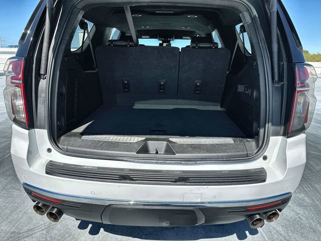 Used 2024 Chevrolet Suburban Premier image 22