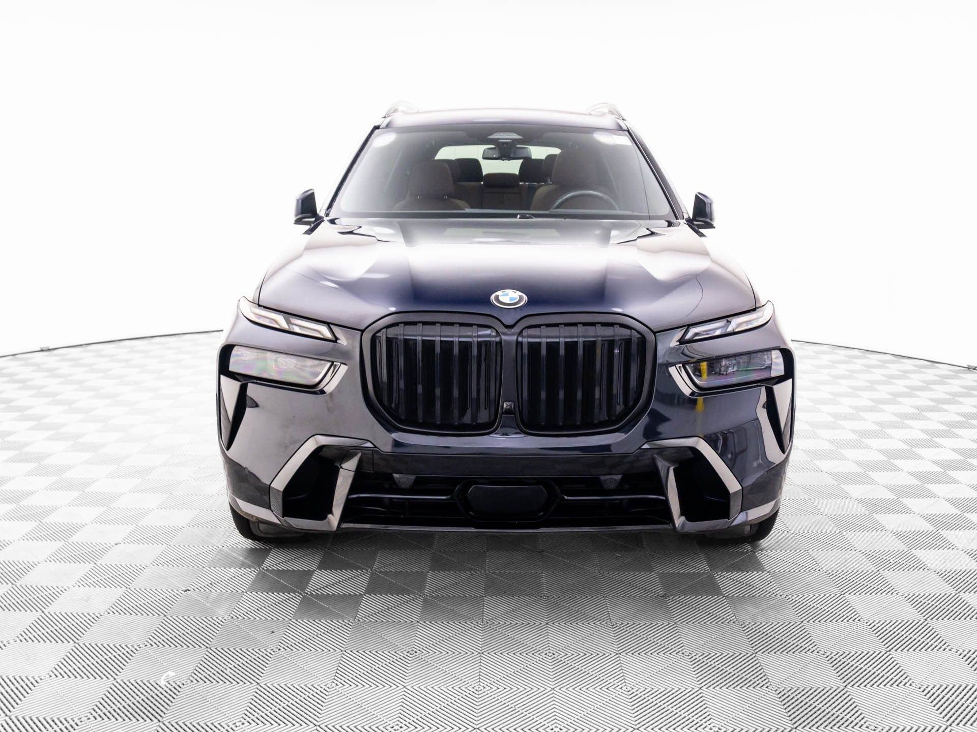 Certified 2024 BMW X7 xDrive40i w/ Executive Package image 8