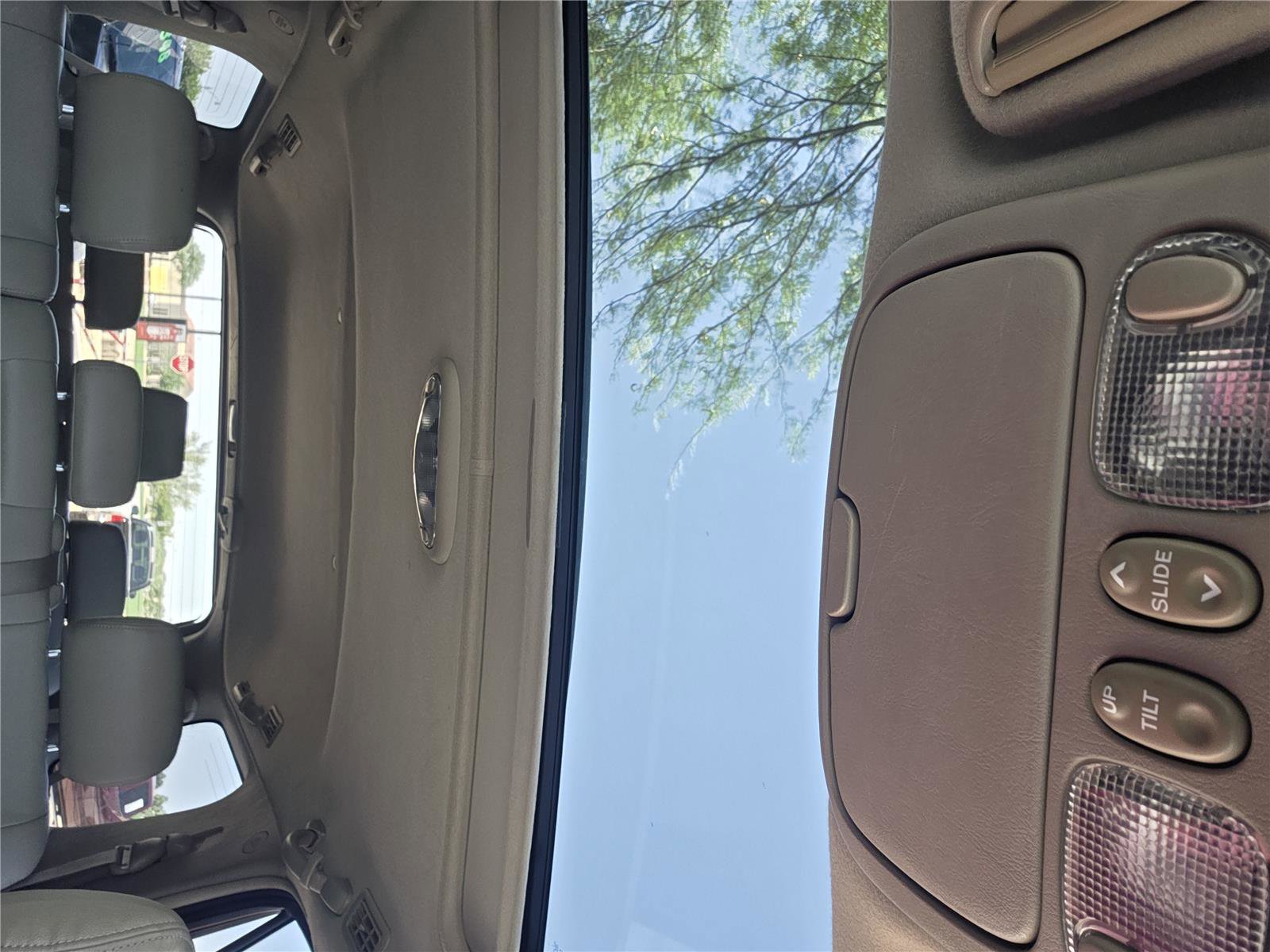 Used 2006 Toyota Sequoia SR5 RWD image 23