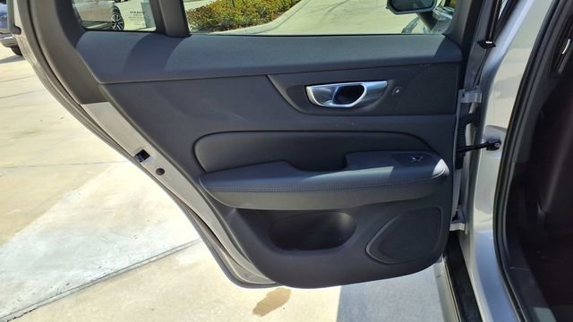 Certified 2025 Volvo V60 B5 Cross Country Plus AWD/4WD image 16