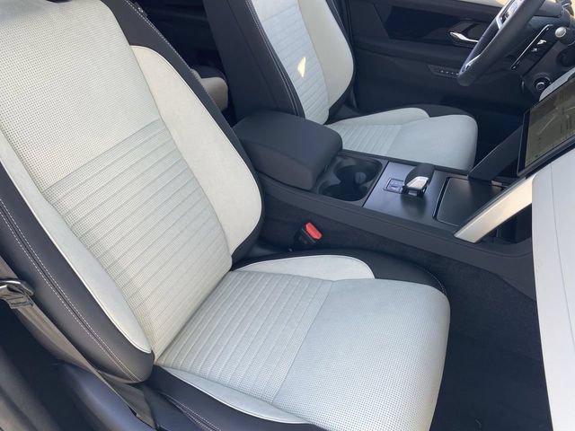 Used 2025 Land Rover Discovery Sport S AWD/4WD image 10