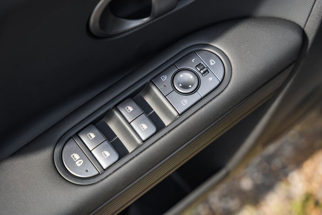 New 2025 Hyundai Ioniq 5 SEL image 38