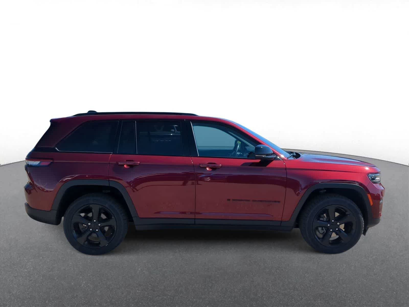 Certified 2023 Jeep Grand Cherokee Altitude AWD/4WD image 9