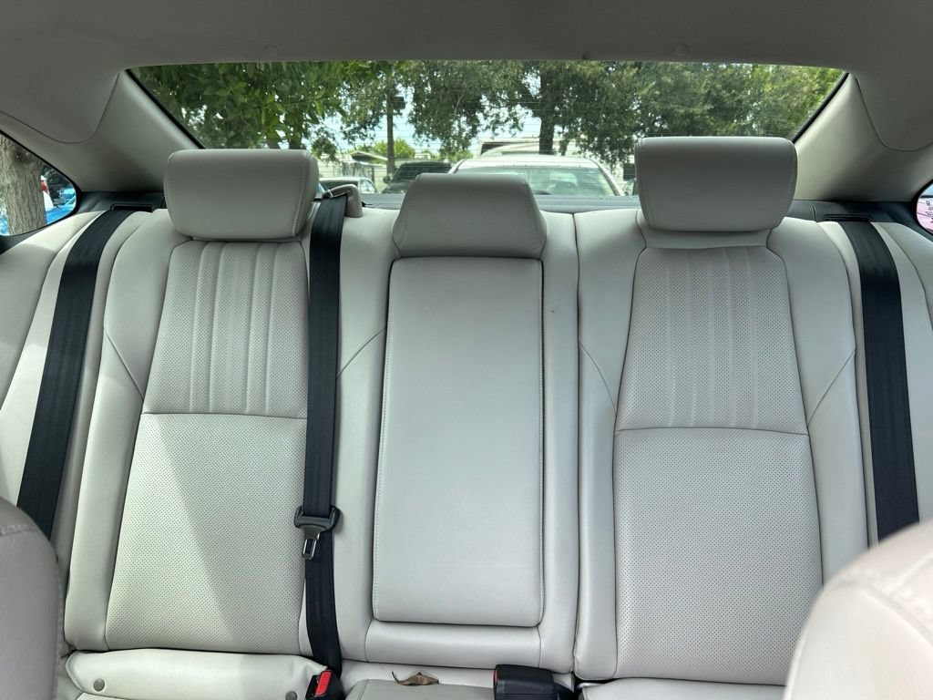 Used 2018 Honda Accord EX-L image 13