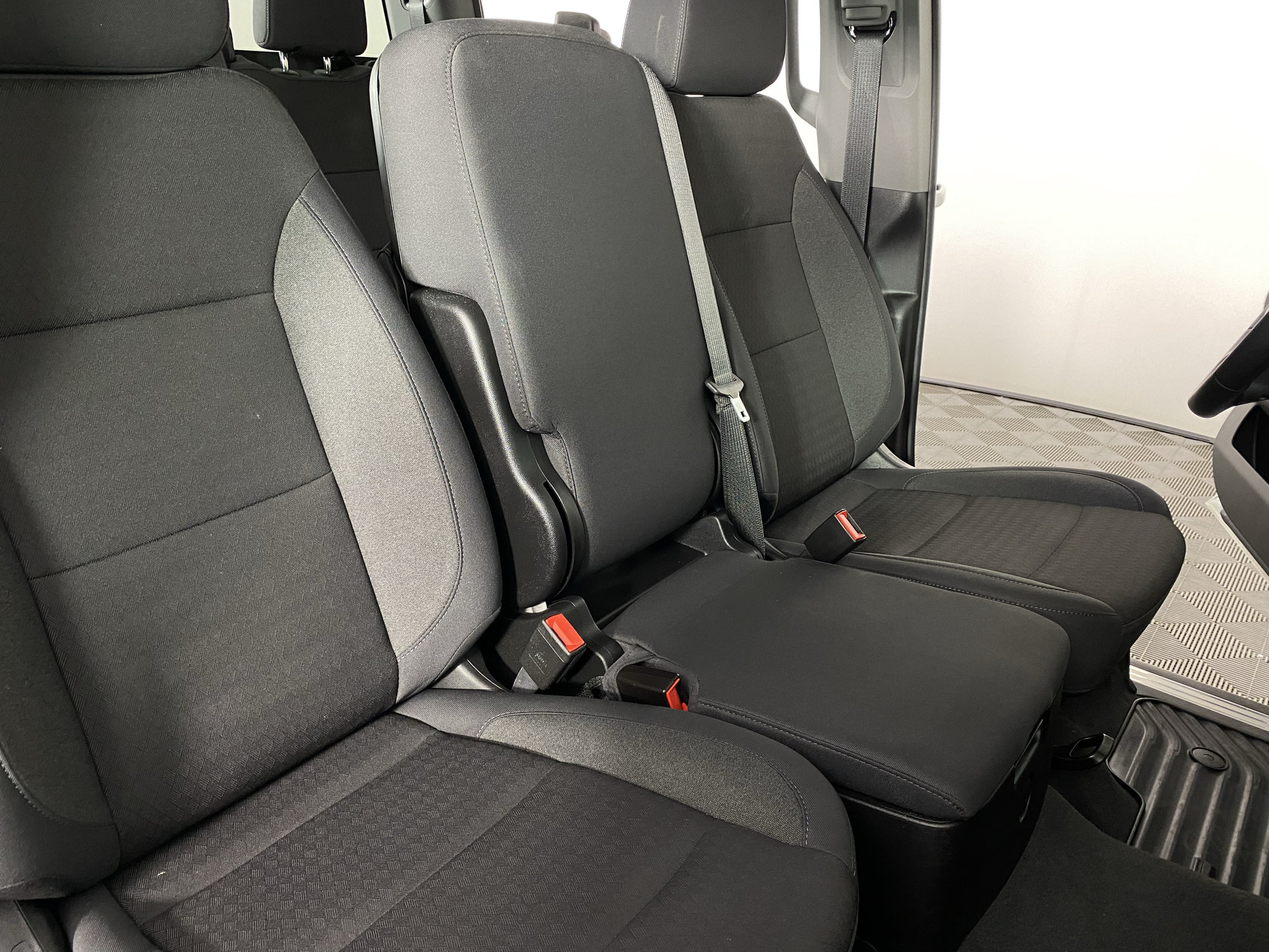 Used 2026 Chevrolet Silverado 2500 LT AWD/4WD image 32