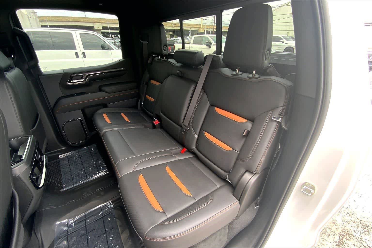Used 2023 GMC Sierra 1500 AT4 w/ AT4 Premium Package image 30