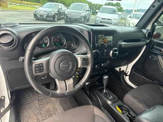 Used 2017 Jeep Wrangler Unlimited Sport AWD/4WD image 10