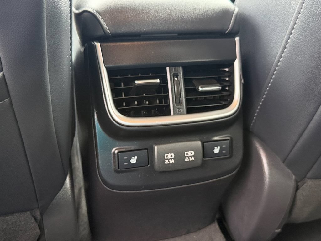 Certified 2022 Subaru Outback Limited AWD/4WD image 17