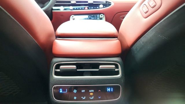 Used 2026 Genesis GV70 2.5T Sport Prestige image 51