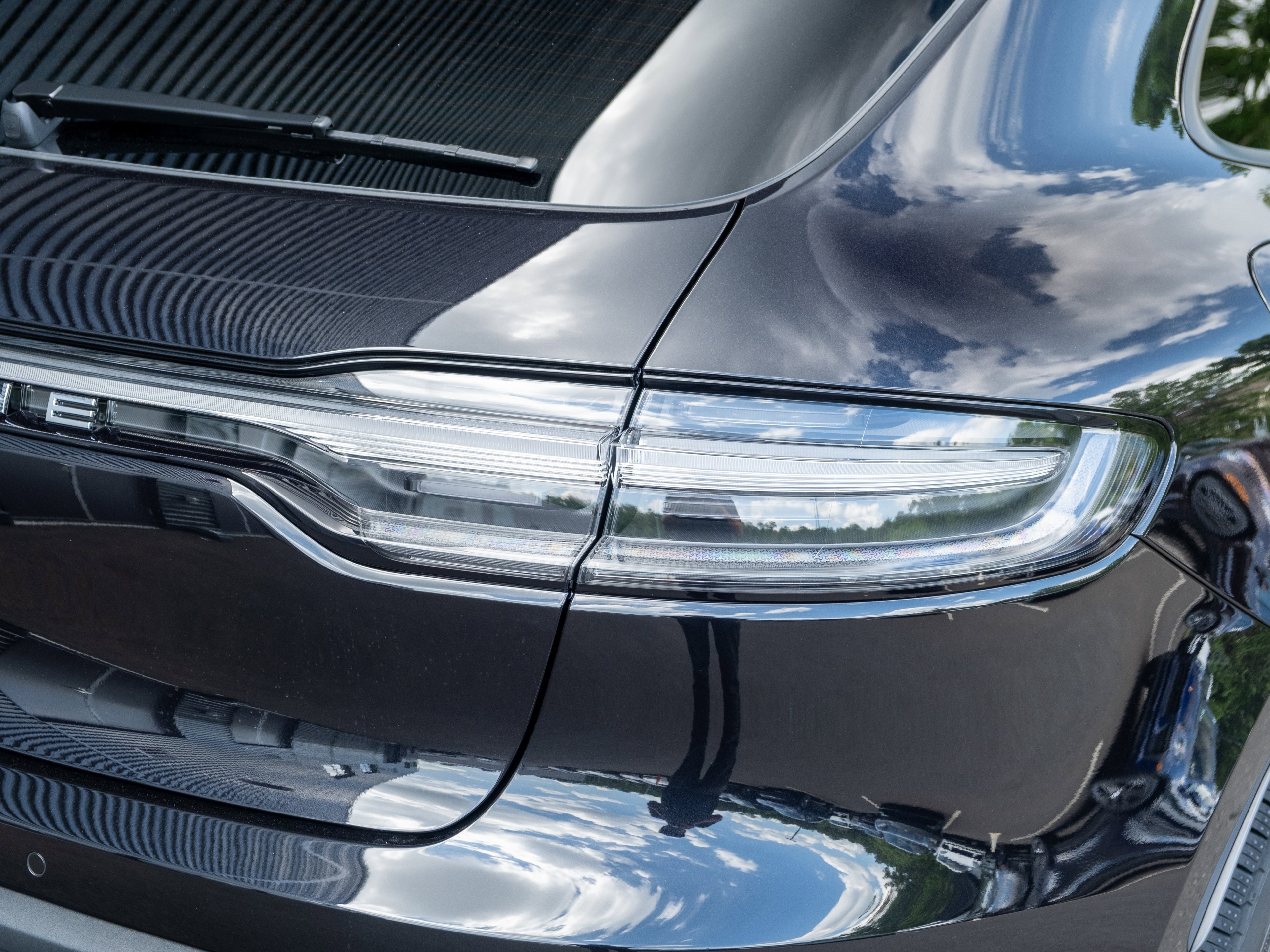 Certified 2025 Porsche Macan image 39