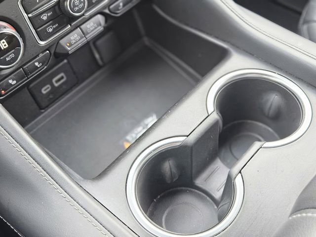 Used 2024 Chevrolet Suburban LT image 25