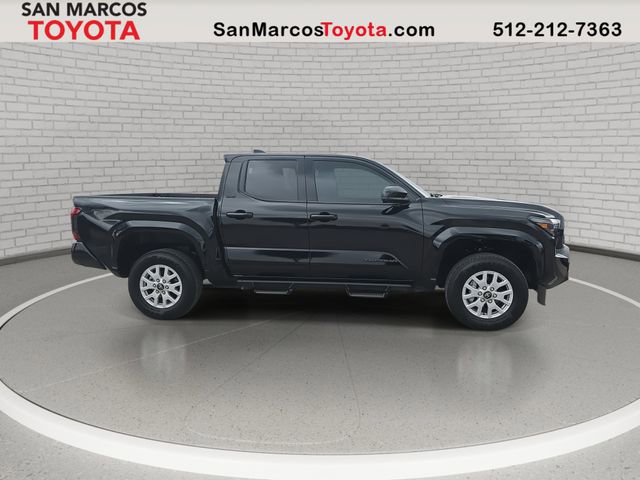 Used 2025 Toyota Tacoma SR5 image 4