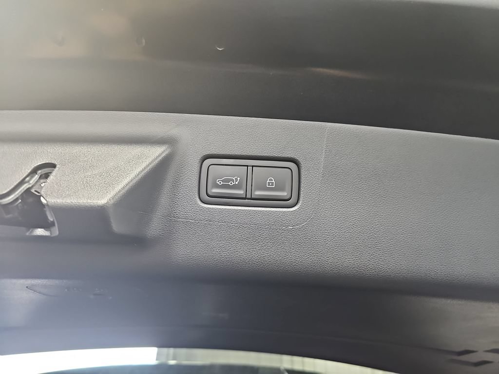 Certified 2026 Hyundai Santa Fe SEL AWD/4WD image 13