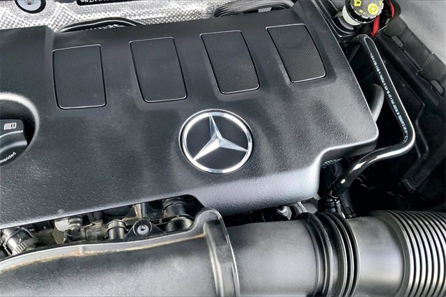 Used 2020 Mercedes-Benz GLB 250 4MATIC image 29