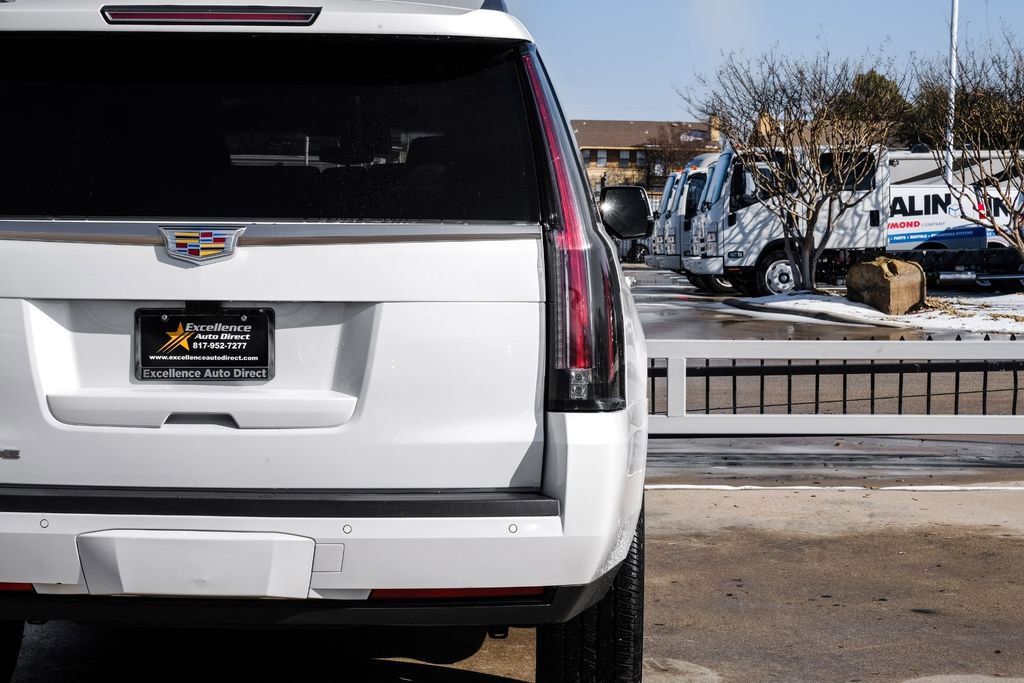 Used 2020 Cadillac Escalade ESV Premium Luxury image 52