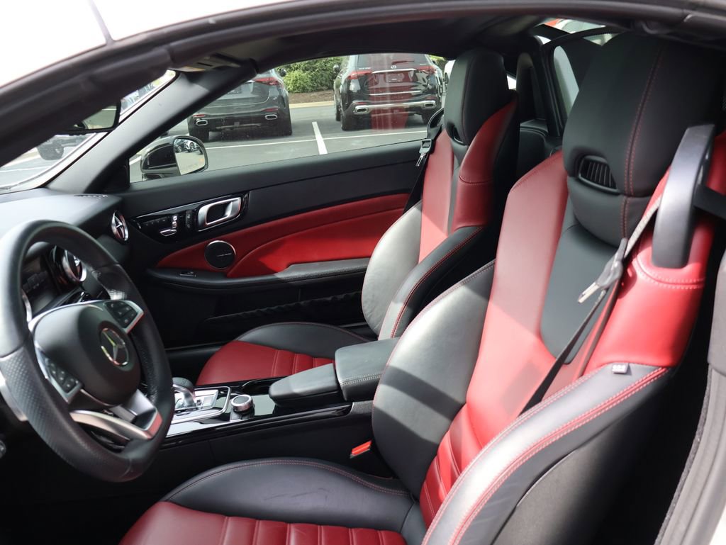 Used 2018 Mercedes-Benz SLC 43 AMG image 15
