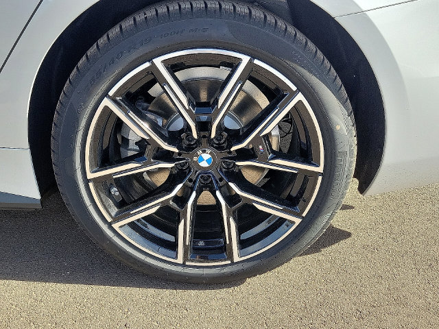 New 2026 BMW i4 eDrive40 w/ M Sport Package RWD image 10