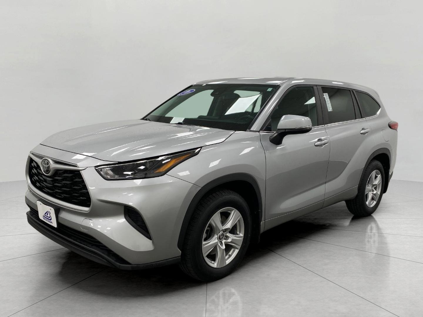 Used 2023 Toyota Highlander L image 9