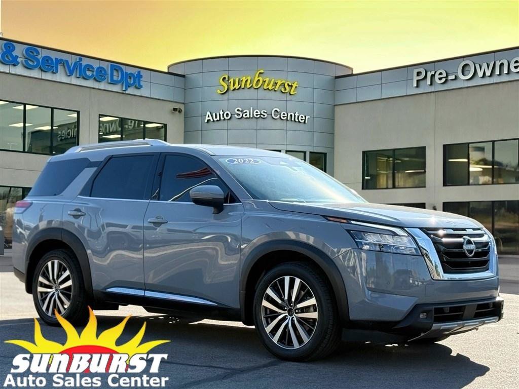 Used 2022 Nissan Pathfinder Platinum w/ Cargo Package