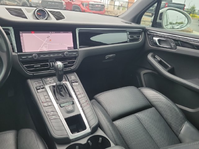 Used 2020 Porsche Macan S AWD/4WD image 26