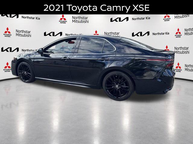 Used 2021 Toyota Camry XSE FWD image 4