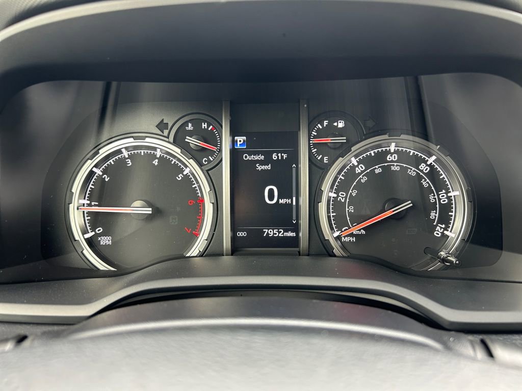 Used 2024 Toyota 4Runner TRD Off-Road Premium image 16