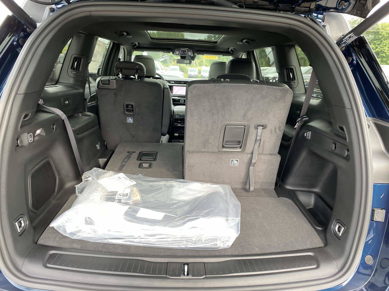 New 2027 Jeep Grand Cherokee L Limited AWD/4WD image 4