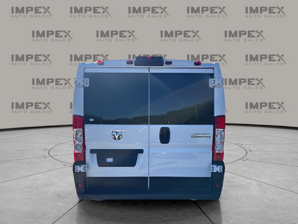 Used 2025 RAM ProMaster 2500 w/ U-Haul Equipment Group FWD image 4