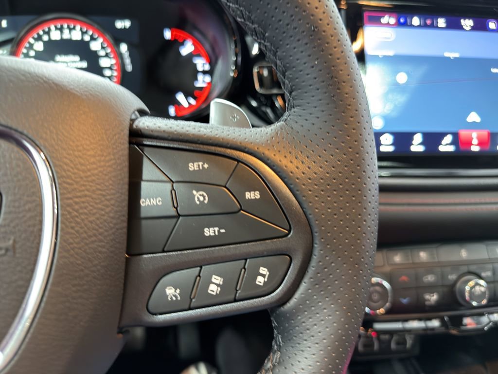 Used 2025 Dodge Durango R/T image 25