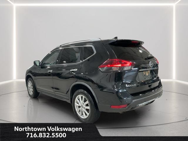 Used 2020 Nissan Rogue SV AWD/4WD image 3