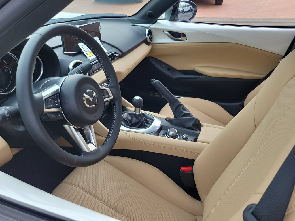New 2026 MAZDA MX-5 Miata Grand Touring RWD image 3