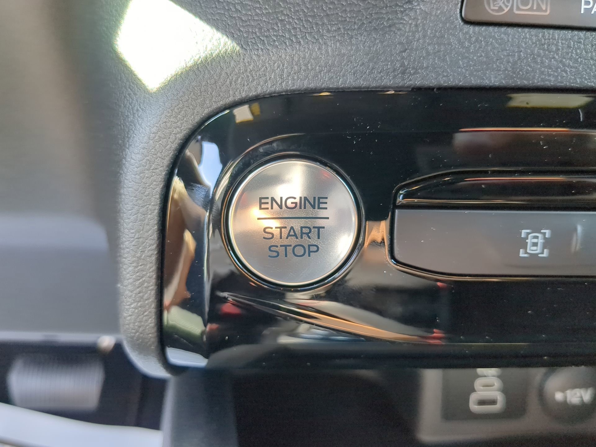 New 2026 Ford Escape ST-Line w/ Tech Pack #1 FWD image 63