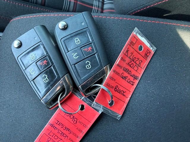 Used 2017 Volkswagen GTI Sport image 41