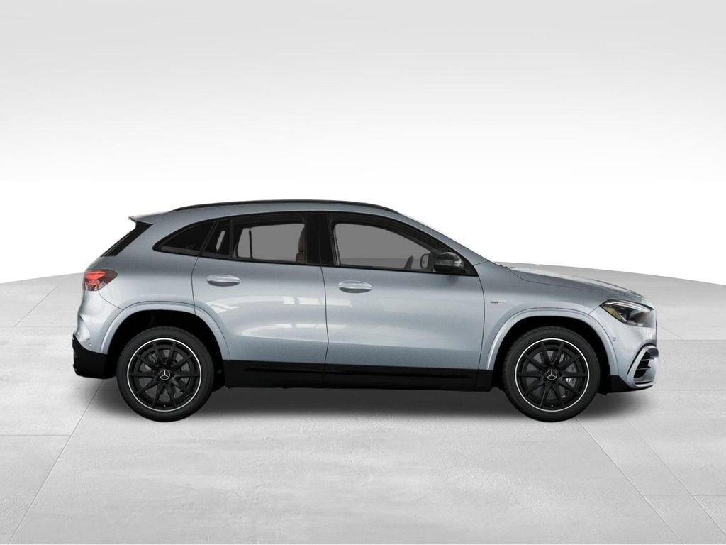 New 2026 Mercedes-Benz GLA 35 AMG 4MATIC image 16