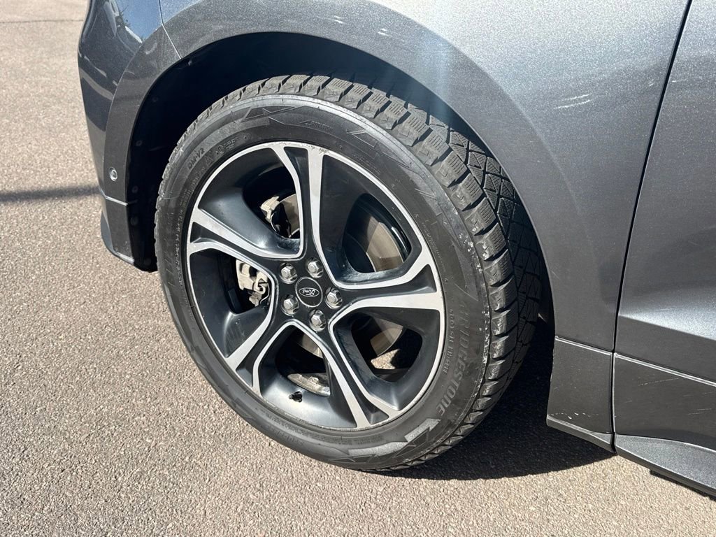 Used 2019 Ford Edge ST w/ Equipment Group 401A image 16