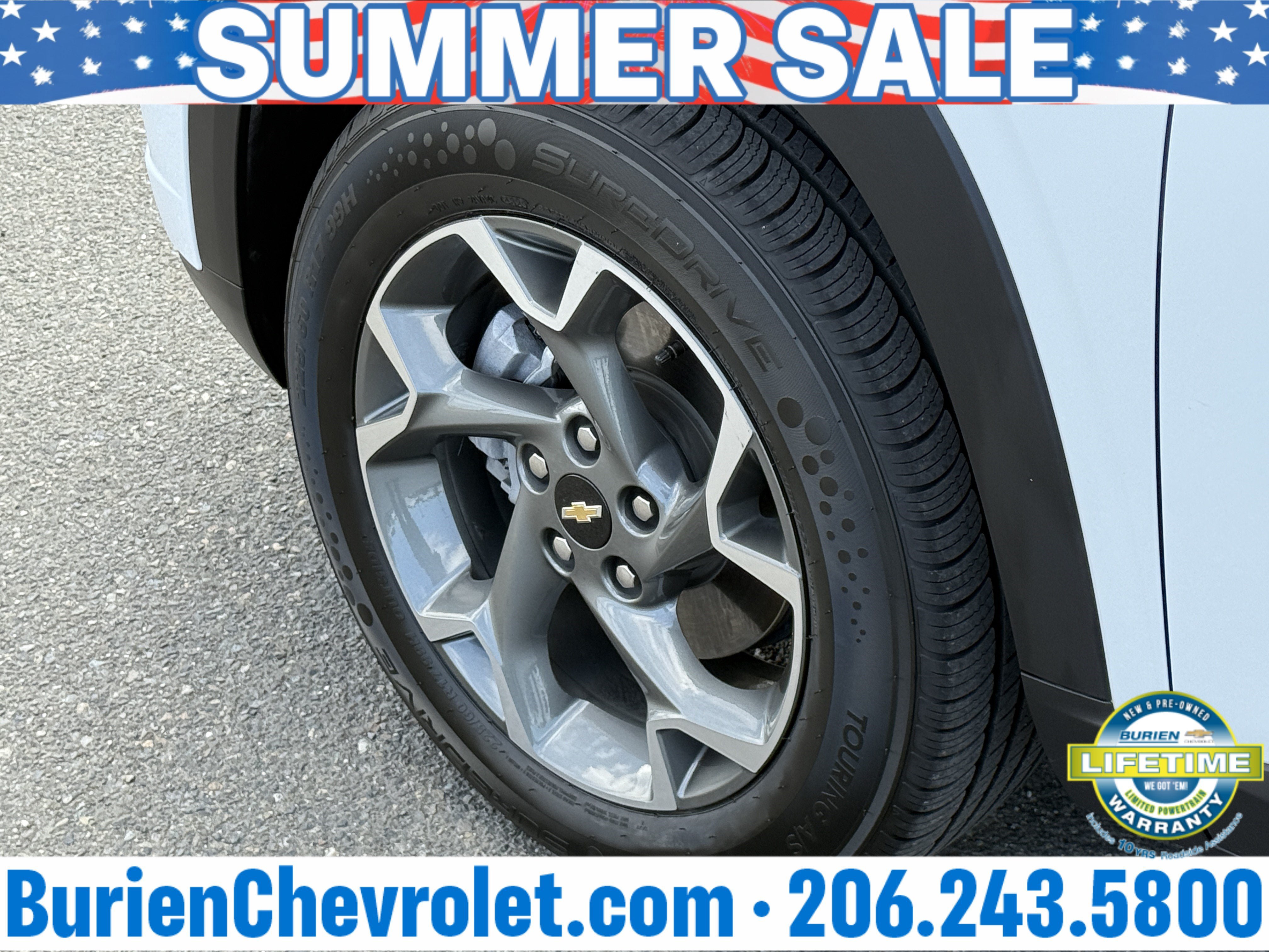Used 2025 Chevrolet Trax LT FWD image 30