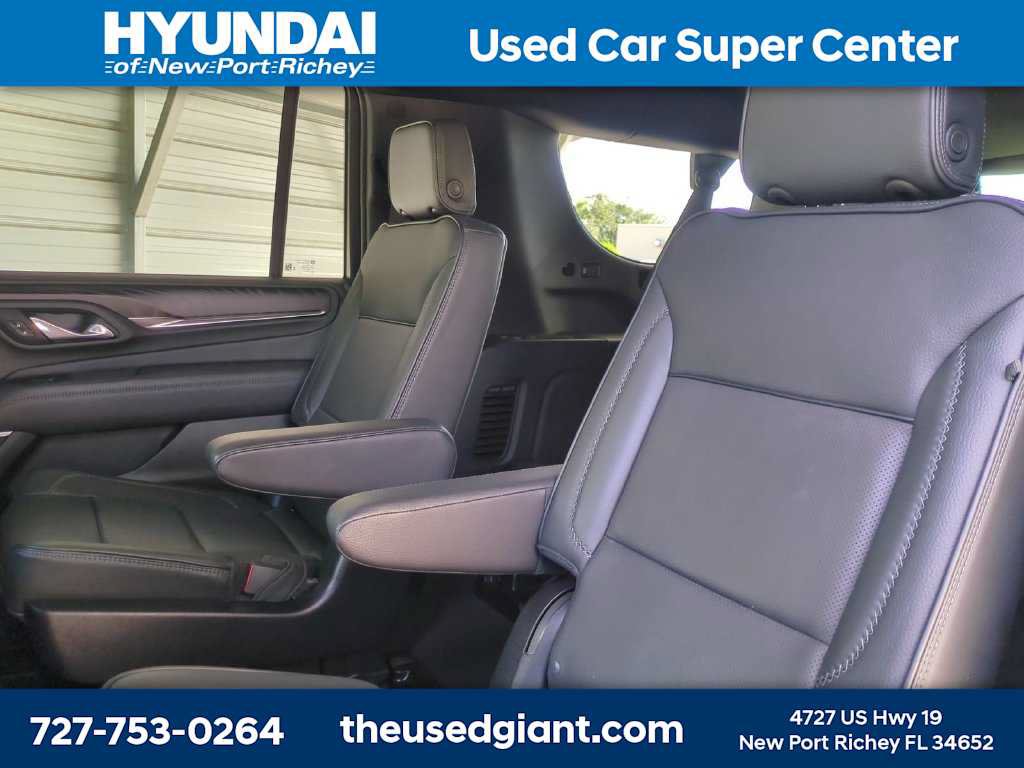 Used 2024 GMC Yukon XL Denali w/ Advanced Technology Package AWD/4WD image 16