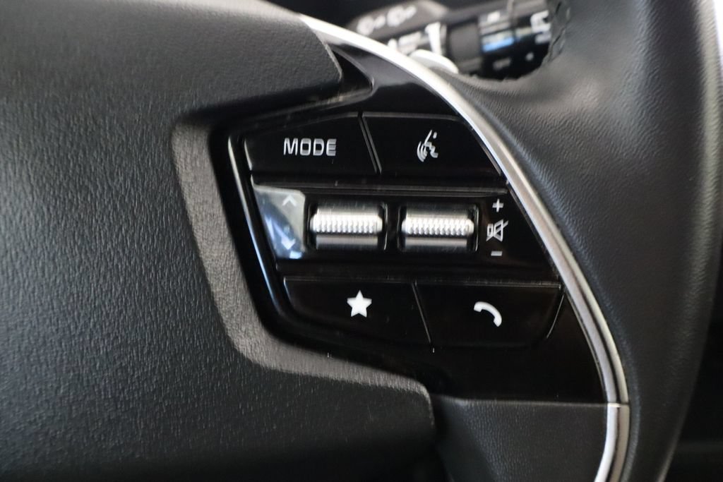 Used 2023 Kia Niro EX FWD image 24